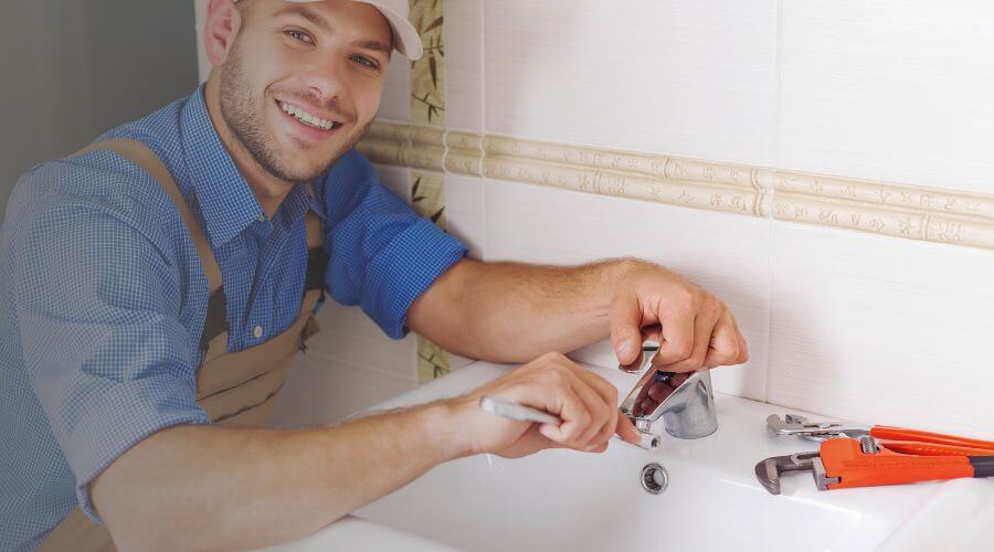 Professional sink repair in Center Hill, FL